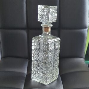 Vintage Elegant Clear Glass Decanter